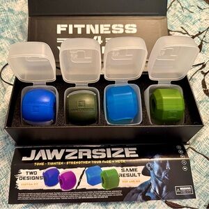Jawzrsize Fitness Ball Set for facial exercise.